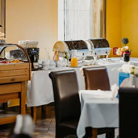 Polo Hotel 3*